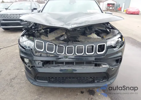 2022 Jeep Compass Latitude Lux 4X4 из США, поврежденный, VIN 3C4NJDFB1NT128146